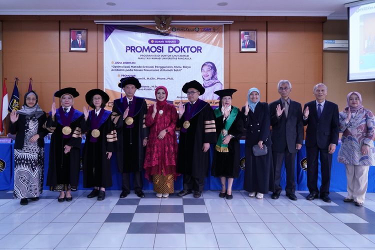 Sondang Khairani mengikuti sidang terbuka Program Doktor di Universitas Pancasila (UP) di Jakarta, pada Selasa (27/2/2024).