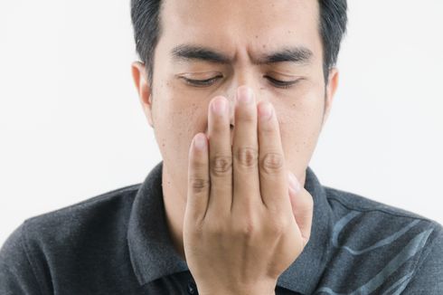10 Penyebab Bau Mulut dan Cara Sederhana Mengatasinya