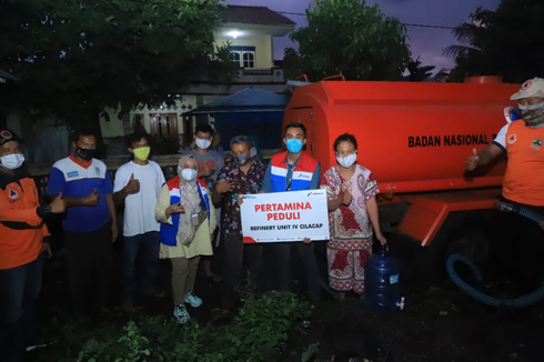Respons Cepat, Pertamina Salurkan Bantuan Logistik dan 15 Ribu Liter Air Bersih untuk Warga di Kilang Cilacap