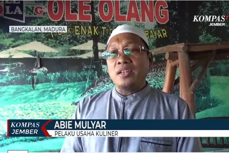 Seorang pengusaha kuliner di Kabupaten Bangkalan, Madura, menyulap rumah makannya menjadi dapur umum Covid-19. Ia adalah Abie Mulyar, yang dikenal sebagai pelaku usaha kuliner di Kabupaten Bangkalan Madura.