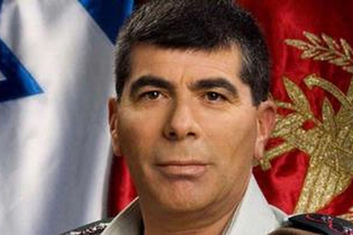 Letnan Jenderal Gabi Ashkenazi, salah satu otak pembunuhan terhadap sembilan aktivis kemanusiaan di atas kapal bantuan Mavi Marmara, Mei 2010.