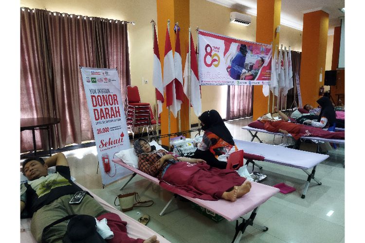 Suasana kegiatan donor darah yang berlangsung di Kota Tegal