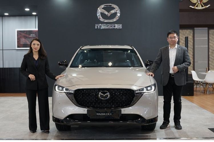 Mazda hadir di GIIAS The Series 2024 di Muladi Dome Undip. 