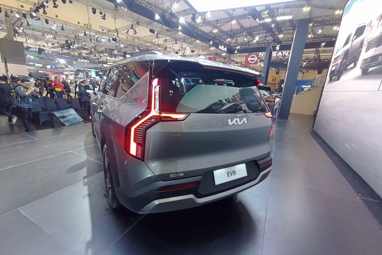 Kia EV9 Earth meluncur di GIIAS 2024