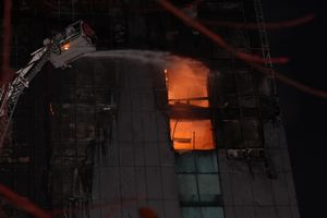 Enam Lantai Gedung Bapenda DKI Terbakar, Api Merambat hingga Lantai 16