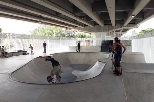 Rampung 100 Persen, Skatepark Kolong Flyover Pasar Rebo Segera Diresmikan