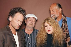 Lirik dan Chord Lagu Storms - Fleetwood Mac