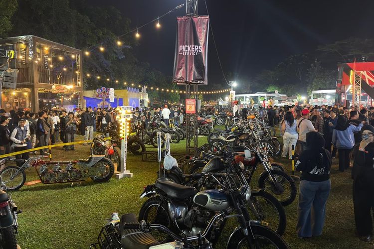 Pilihan Baru Oli Samping Beraroma untuk Motor 2 Tak