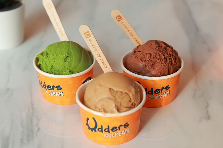 Udders Ice Cream varian Kyoto Matcha, Earl Grey, dan Awesome Chocolate.