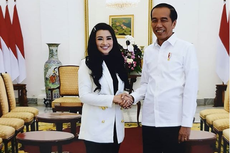 Fitri Carlina Rela Menahan Sakit demi Bertemu Presiden Jokowi