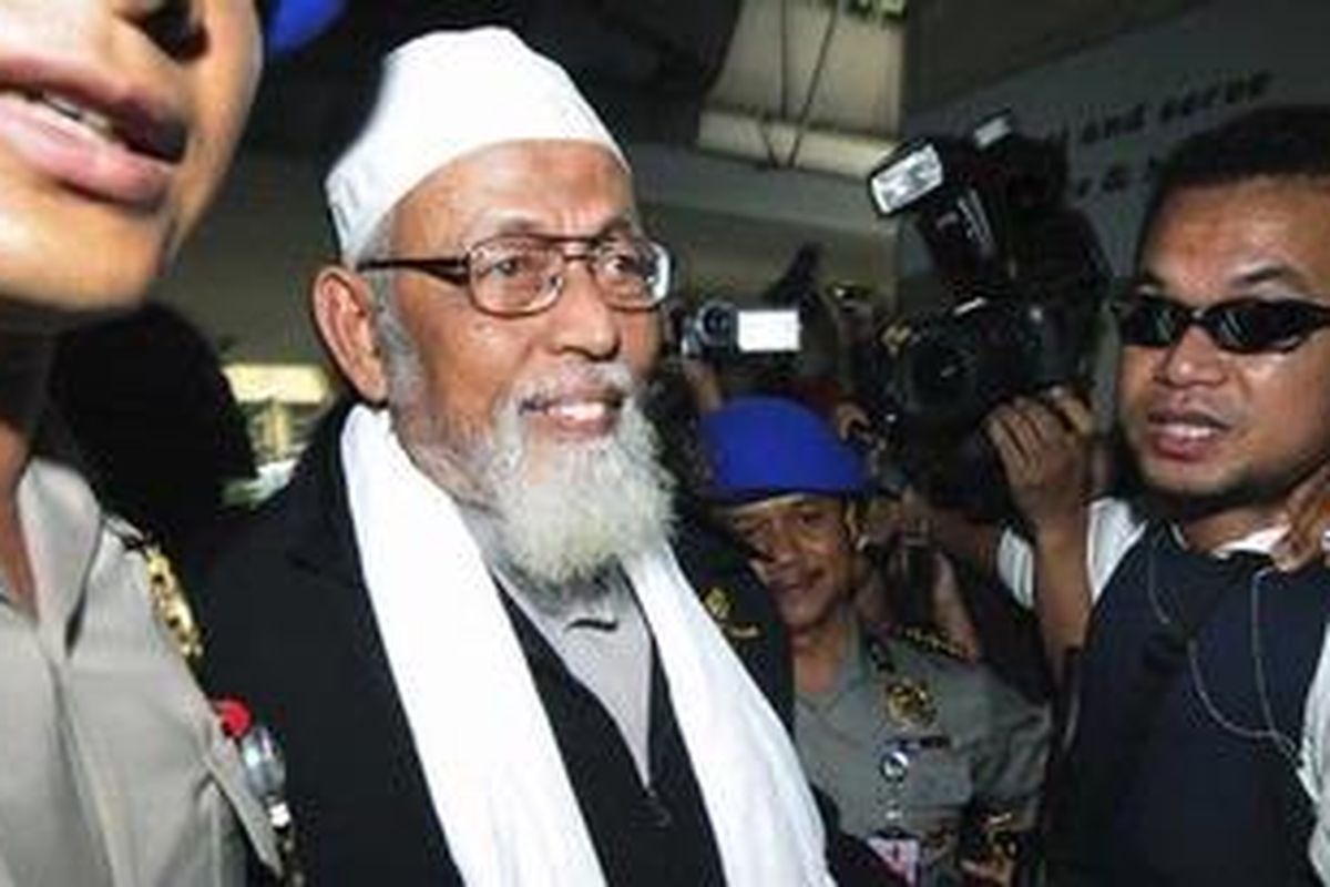 Abu Bakar Baasyir sesaat setelah ditangkap Densus 88 Anti teror