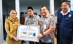 Penuhi Kebutuhan Air Bersih Warga, Pemprov Jateng Resmikan Program Desalinasi di Demak