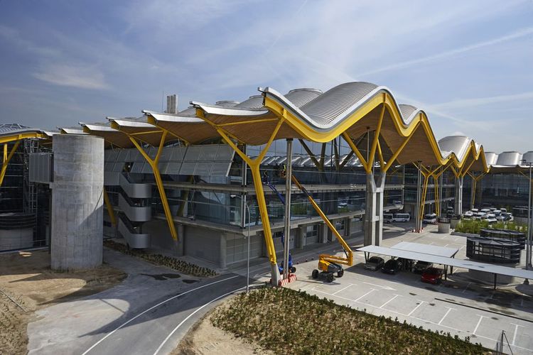 Bandara Madrid Barajas