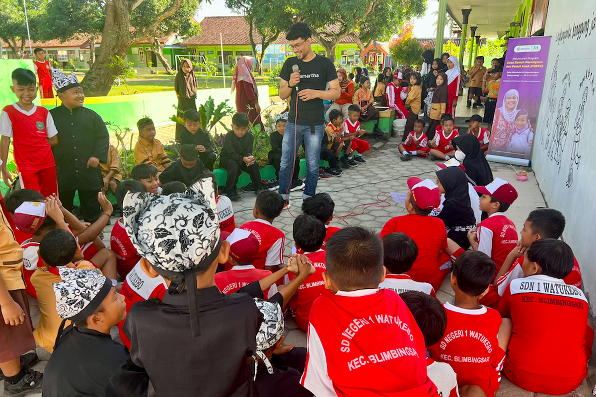 PT Amartha Mikro Fintek (Amartha) menjalin kolaborasi dengan Kementerian Pemberdayaan Perempuan dan Perlindungan Anak (Kemen PPPA) dalam program Desa Ramah Perempuan dan Peduli Anak (DRPPA) yang berlokasi di Kabupaten Banyuwangi.