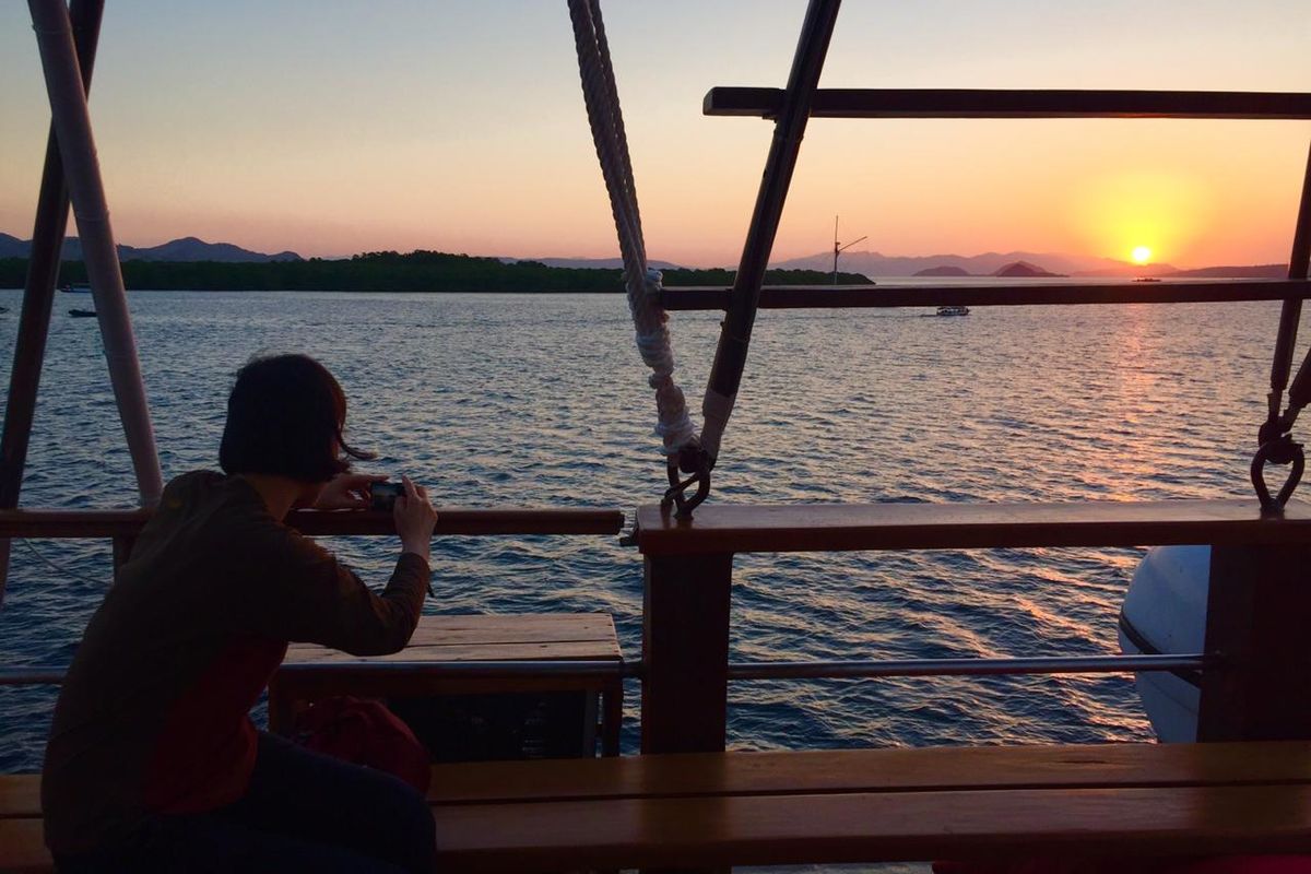 Pulau Kalong adalah area hutan bakau yang juga merupakan rumah bagi kelelawar.