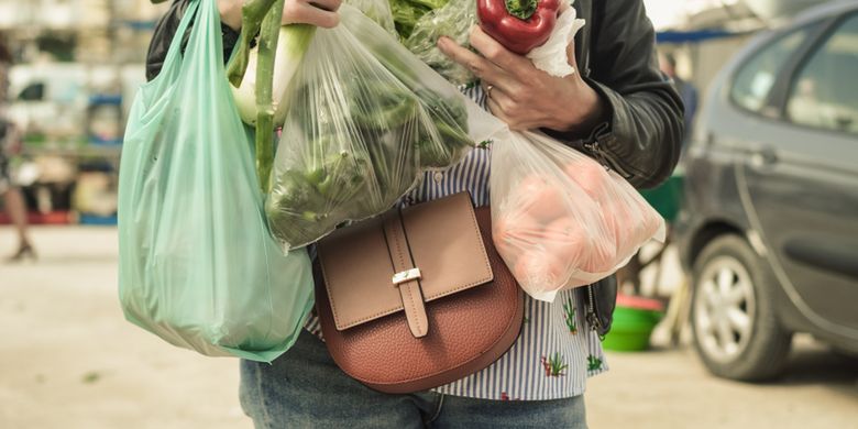 Bring Your Own Bag, Jakarta Officially Frowns Upon Plastic Bags