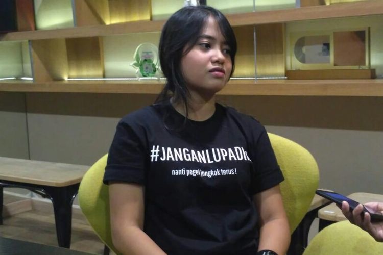 Penyanyi muda Hanin Dhiya saat ditemui di Warner Music Indonesia, kawasan Tugu Tani, Jakarta Pusat, Kamis (22/11/2018).