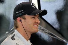 Rosberg dan Hamilton Rebut Baris Terdepan Suzuka