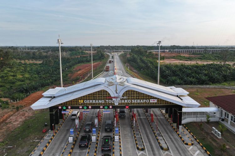 Waisak, 101.923 Kendaraan Masuk Sumatera via Tol 