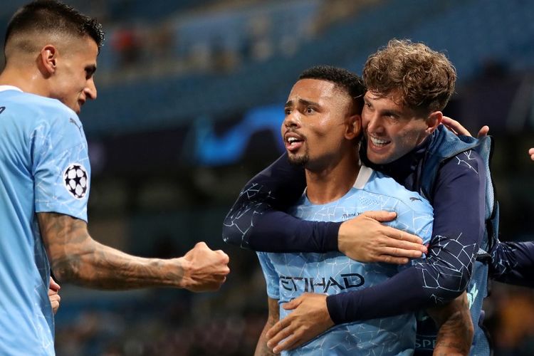 Striker Gabriel Jesus (tengah) melakukan selebrasi setelah mencetak gol kedua Manchester City pada laga Man City vs Real Madrid, di Stadion Etihad, Jumat (7/8/2020) atau Sabtu dini hari WIB.