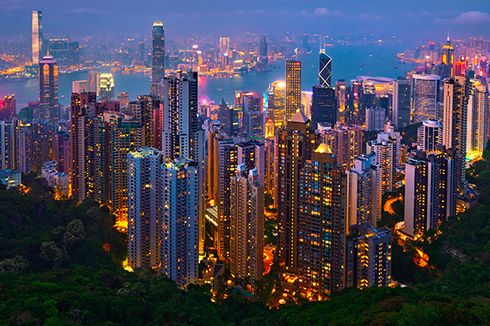 Inilah 3 Tempat Terbaik untuk Menikmati City Lights di Hongkong