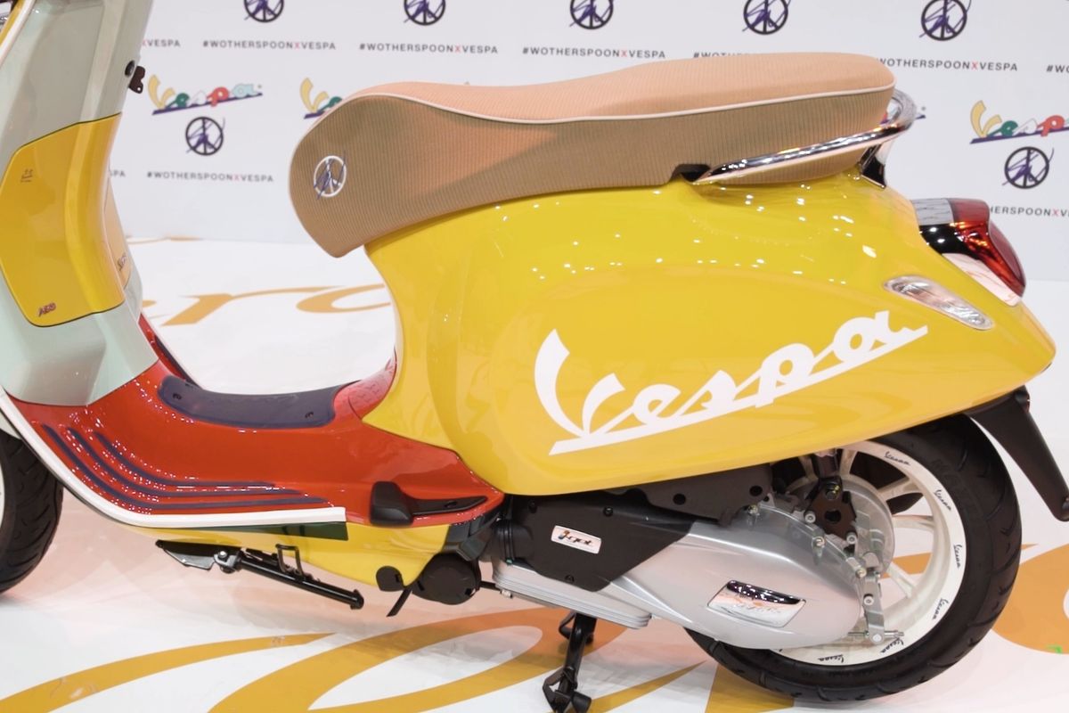 Vespa Primavera x Sean Wotherspoon