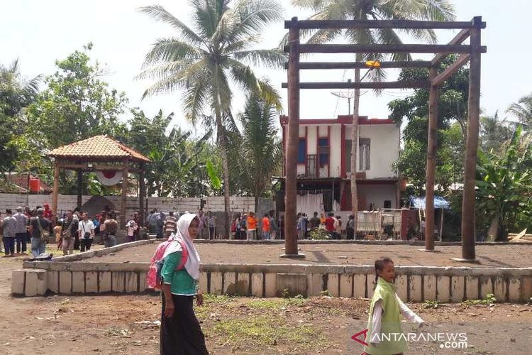  Calon pendopo Keraton Agung Sejagat di Purworejo masih dalam proses pembangunan. 