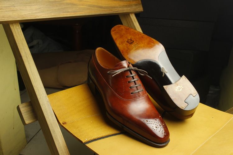 Salah satu produk Winson Shoemaker.