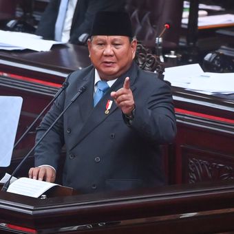 Presiden Prabowo Subianto menyampaikan pidato dalam Rapat Paripurna ke-19 DPR RI Masa Persidangan V Tahun Sidang 2025-2026 di kompleks Parlemen, Jakarta, Rabu (20/5/2026) Pemerintah Bentuk BUMN Baru PT Danantara Sumber Daya Indonesia, Apa Alasannya?