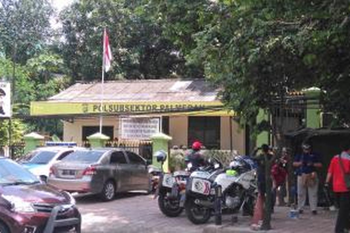 Kantor Polisi Sub Sektor Palmerah, Jakarta, Pusat. Gambar diambil pada Kamis (14/1/2016).