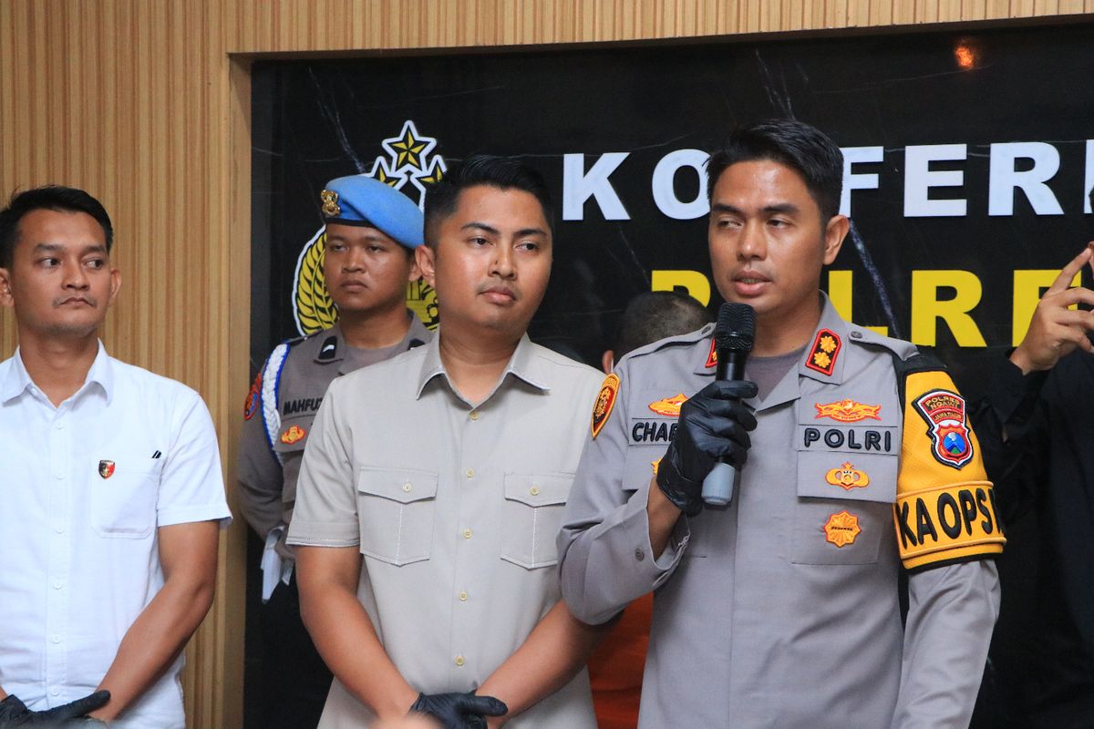 Kapolres Ngawi AKBP Charles Pandapotan Tampubolon