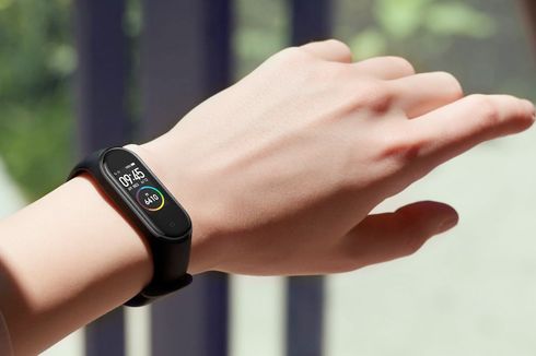 Realme Siapkan Gelang Pintar Pesaing Xiaomi Mi Band untuk 2020