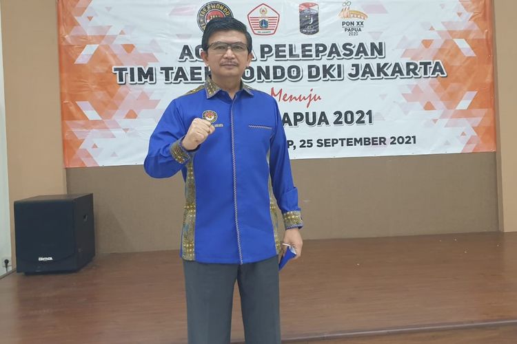 Ketua Umum Ketua Umum Pengurus Provinsi Taekwondo DKI Jakarta, Ivan R Palealu saat pelepasan tim taekwondo DKI Jakarta  untuk PON XX Papua 2021, Sabtu (25/9/2021).