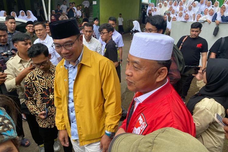 Ketua TKD Prabowo-Gibran Jawa Barat, Ridwan Kamil saat ditemui di Ponpes Miftahul Huda, Tasikmalaya, Jawa Barat, Sabtu (2/12/2023). 