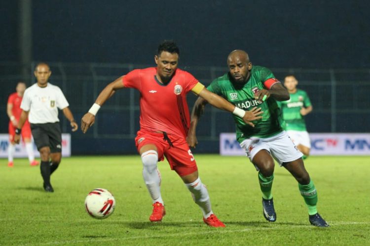 Laga semifinal Piala Gubernur Jawa Timur 2020 yang mempertemukan Persija vs Madura United yang berlangsung di Stadion Kanjuruhan, Malang, Senin (17/2/2020) malam.