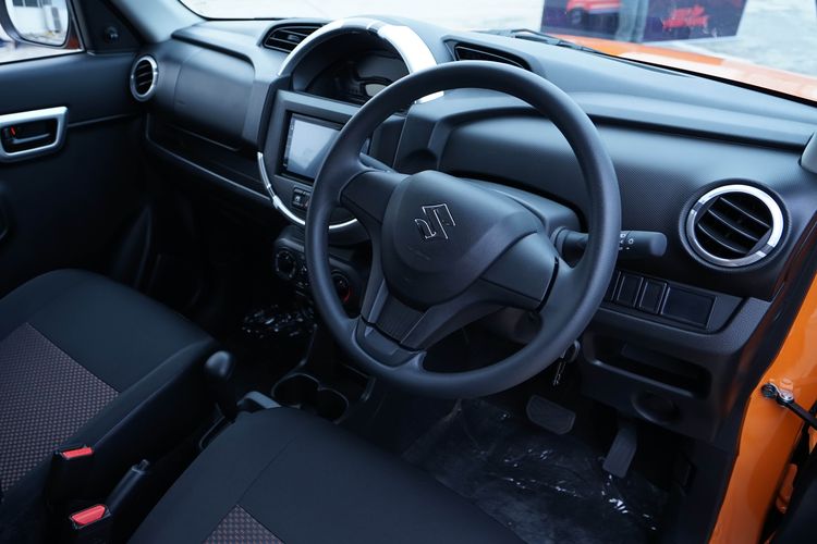 Interior Suzuki S-Presso