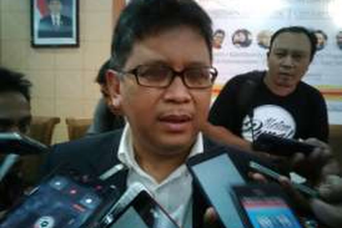 Sekjen PDIP, Hasto Kristiyanto di Unair Surabaya, Senin (11/4/2016)