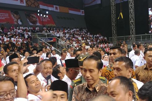 Jokowi: Biar Projo yang Kampanye, Jangan Menteri