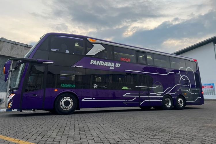 Bus baru PO pandawa 87