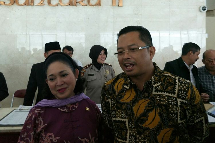 Wakil Ketua MPR Mahyudin dan Titiek Soeharto di Kompleks Parlemen, Senayan, Jakarta, Selasa (20/3/2018)