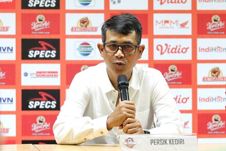 Pelatih Persik Kediri, Joko Susilo.