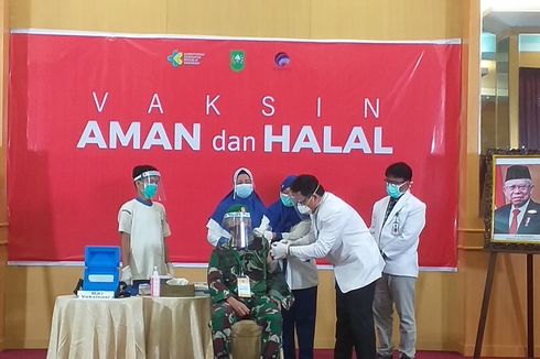 Jadi yang Pertama Disuntik Vaksin Covid-19 di Riau, Begini Respons Danrem