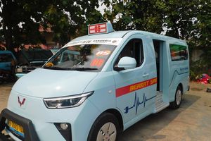 Tak Lagi Bergetar, Menjajal Angkot Listrik Pertama di Jakarta: Senyap dan Ber-AC