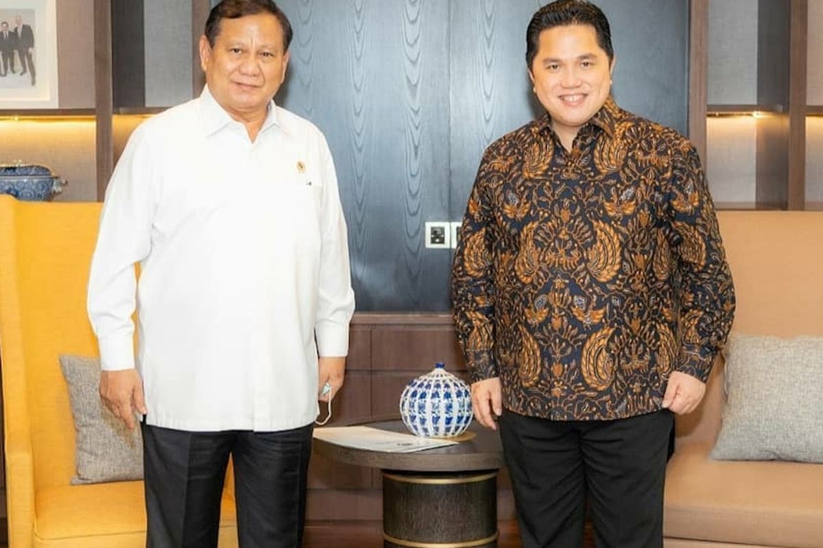 Menteri BUMN Erick Thohir melakukan pertemuan dengan Menteri Pertahanan Prabowo Subianto di Kantor Kementerian BUMN, Jakarta, Kamis (11/6/2020)