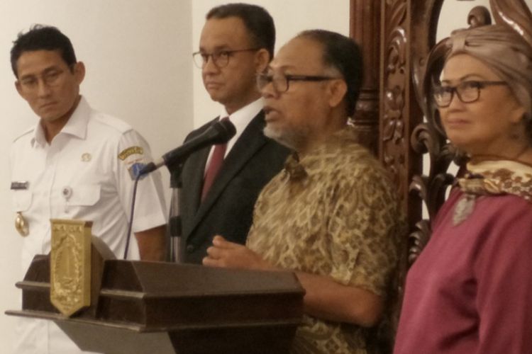 Ketua Komite Pencegahan Korupsi (PK) DKI Jakarta, Bambang Widjojanto, saat memberikan sambutan di  acara peresmian Komite PK DKI Jakarta di Balai Kota, DKI Jakarta, Rabu (3/1/2017).