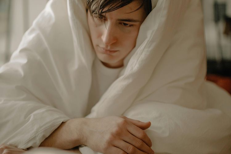 Ilustrasi orang sakit