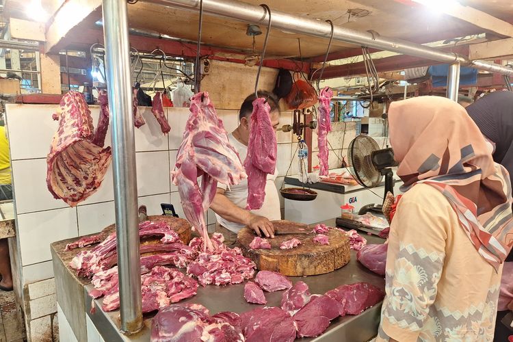 Permintaan Meningkat, Heru Budi Minta Stok Daging Saat Ramadhan 2024 Ditambah