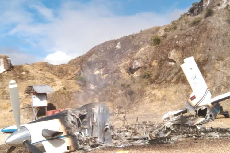 Satgas Damai Cartenz Berangkat ke TKP Pesawat Dibakar di Yakuhimo, Pastikan Nasib Penumpang