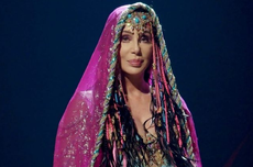 Rahasia Kecantikan Cher Tetap Memesona dan Awet Muda di Usia Senja