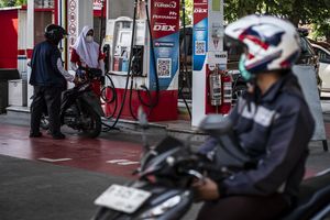 BBM Naik, Kelas Menengah Balik ke 'Ketengan'